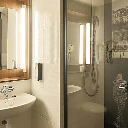 Campanile Prime - 3* آركُوييْ