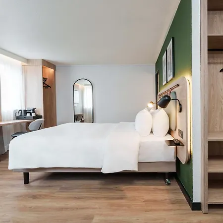 Hotel Campanile Paris Sud - Porte D'orléans - 3*